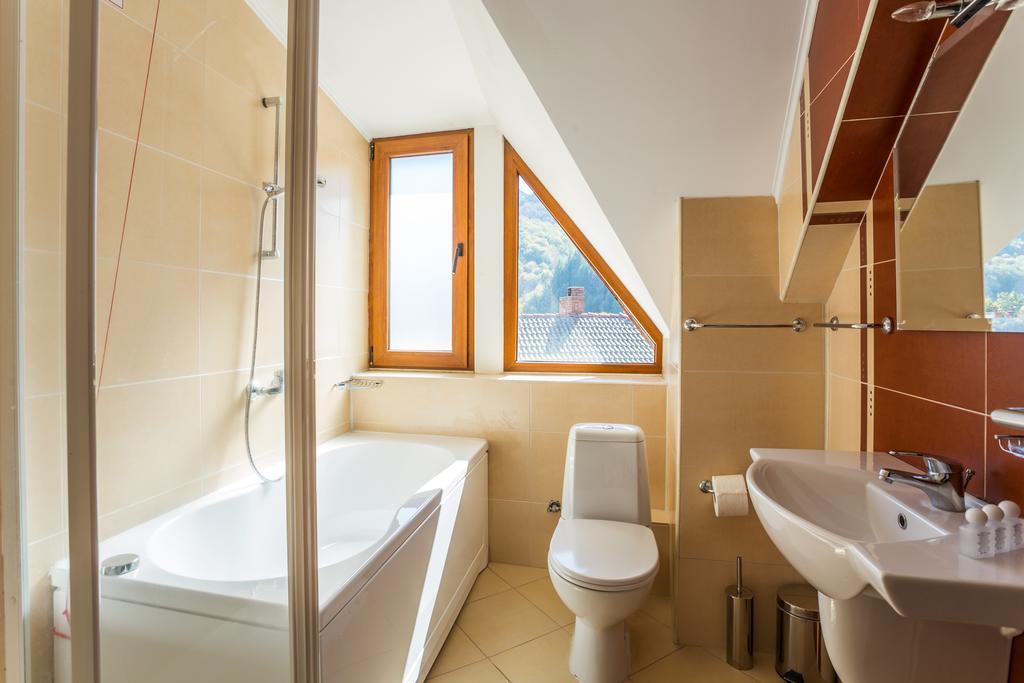 Family Hotel Teteven Luaran gambar